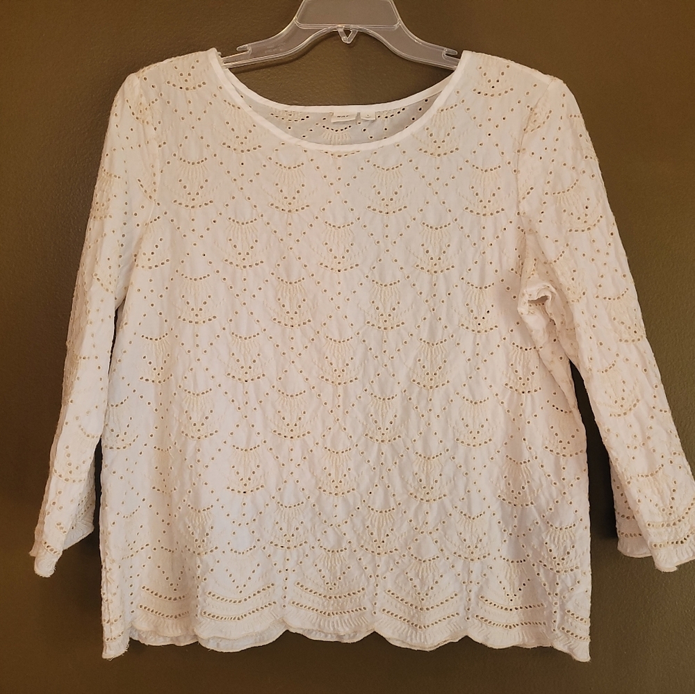 GAP White Eyelet Blouse